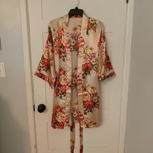 Satin robe